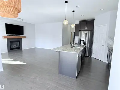 Interior photo 4 of 7819 173 AV NW