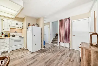 Interior photo 2 of 9323 Morinville DR