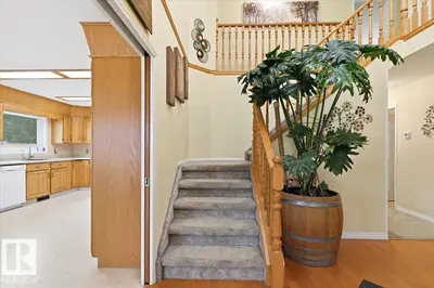 Interior photo 1 of 216 Parkallen WY