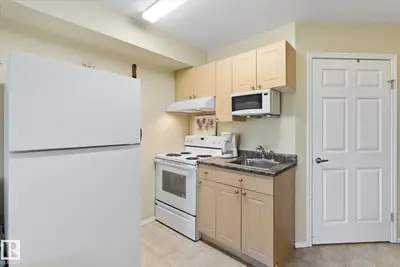 Interior photo 4 of #230 8820 Southfort DR