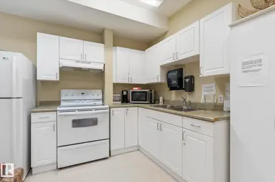 Interior photo 2 of #230 8820 Southfort DR