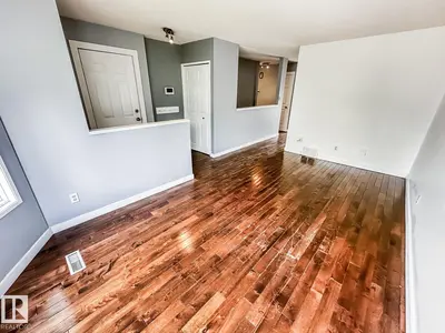Interior photo 4 of 576 RAINBOW CR