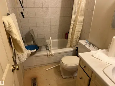 Interior photo 4 of 15020 116 ST NW