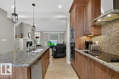 Interior photo 2 of 4237 PROWSE WY SW