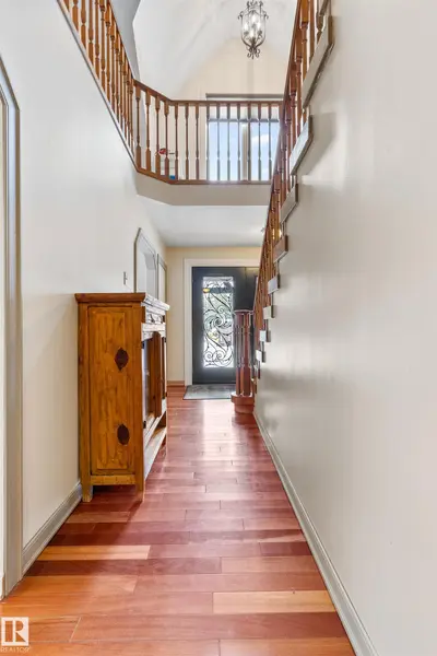 Interior photo 2 of 75042 TWP ROAD 464