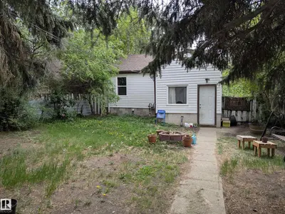 Interior photo 1 of 10650 76 AV NW