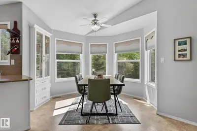 Interior photo 4 of 3602 53 AV
