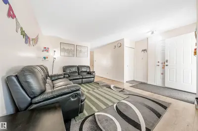 Interior photo 2 of 5417 14a ave NW