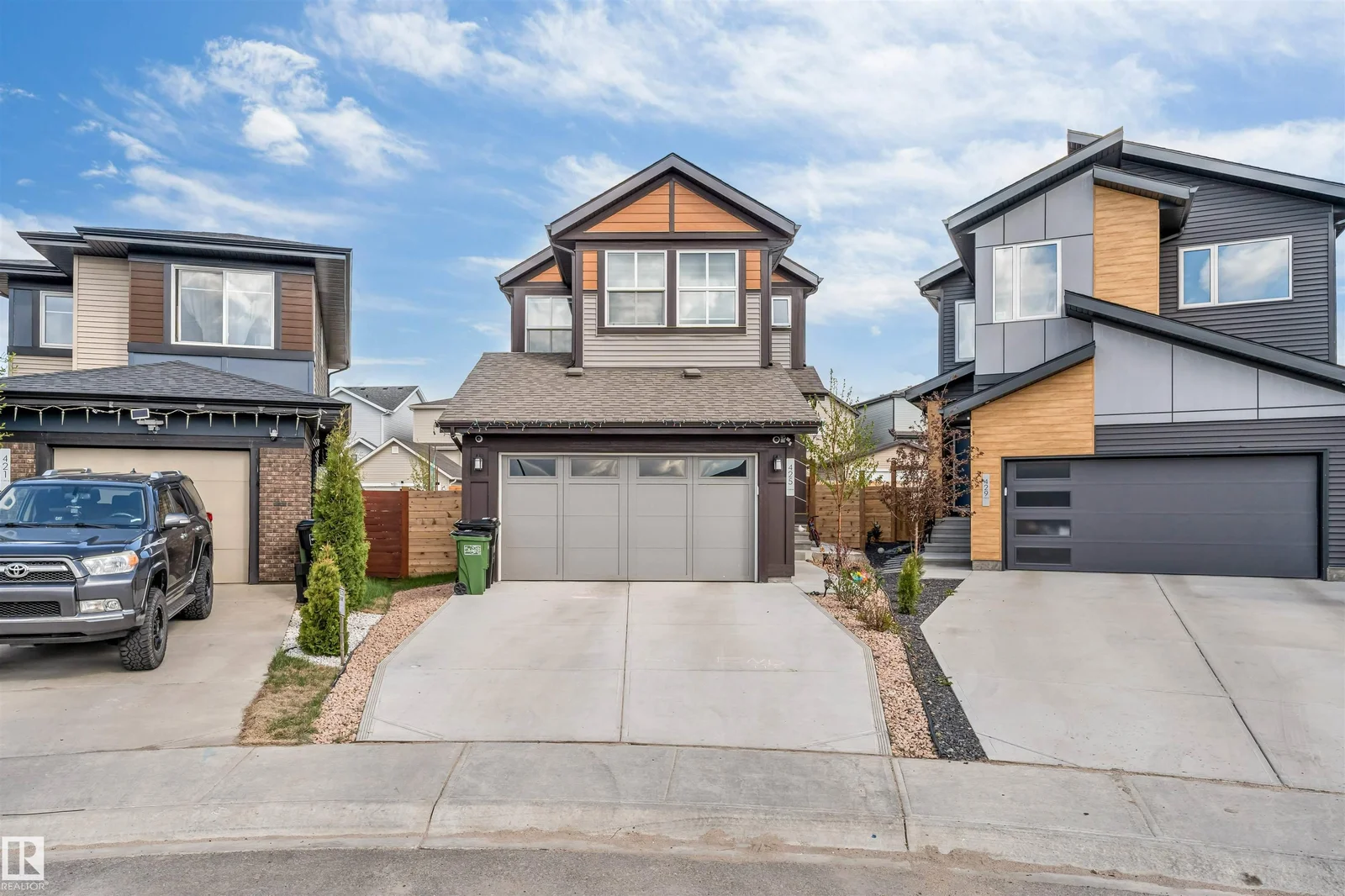 425 41 ST SW, Edmonton - 6 bedroom Detached Single Family for sale