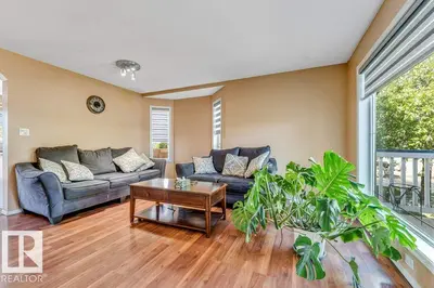Interior photo 4 of 4424 28A ST NW