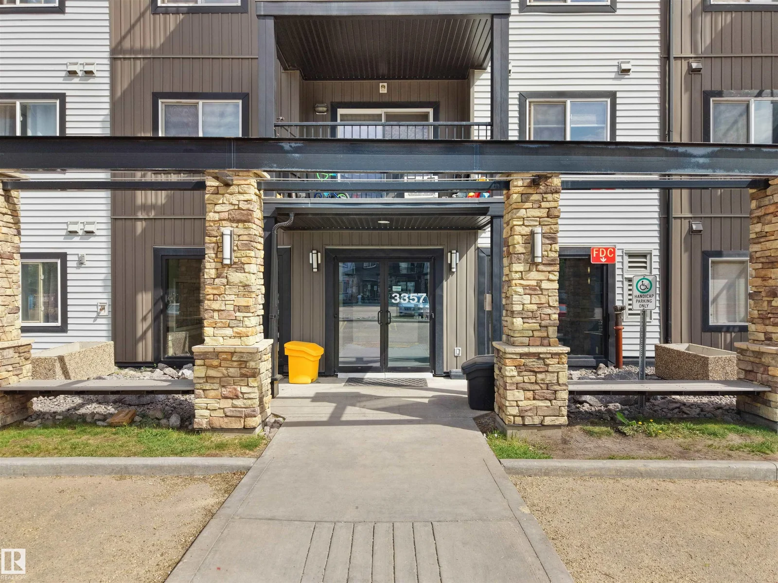 #215 3357 16A AV NW, Edmonton - 2 bedroom Apartment for sale