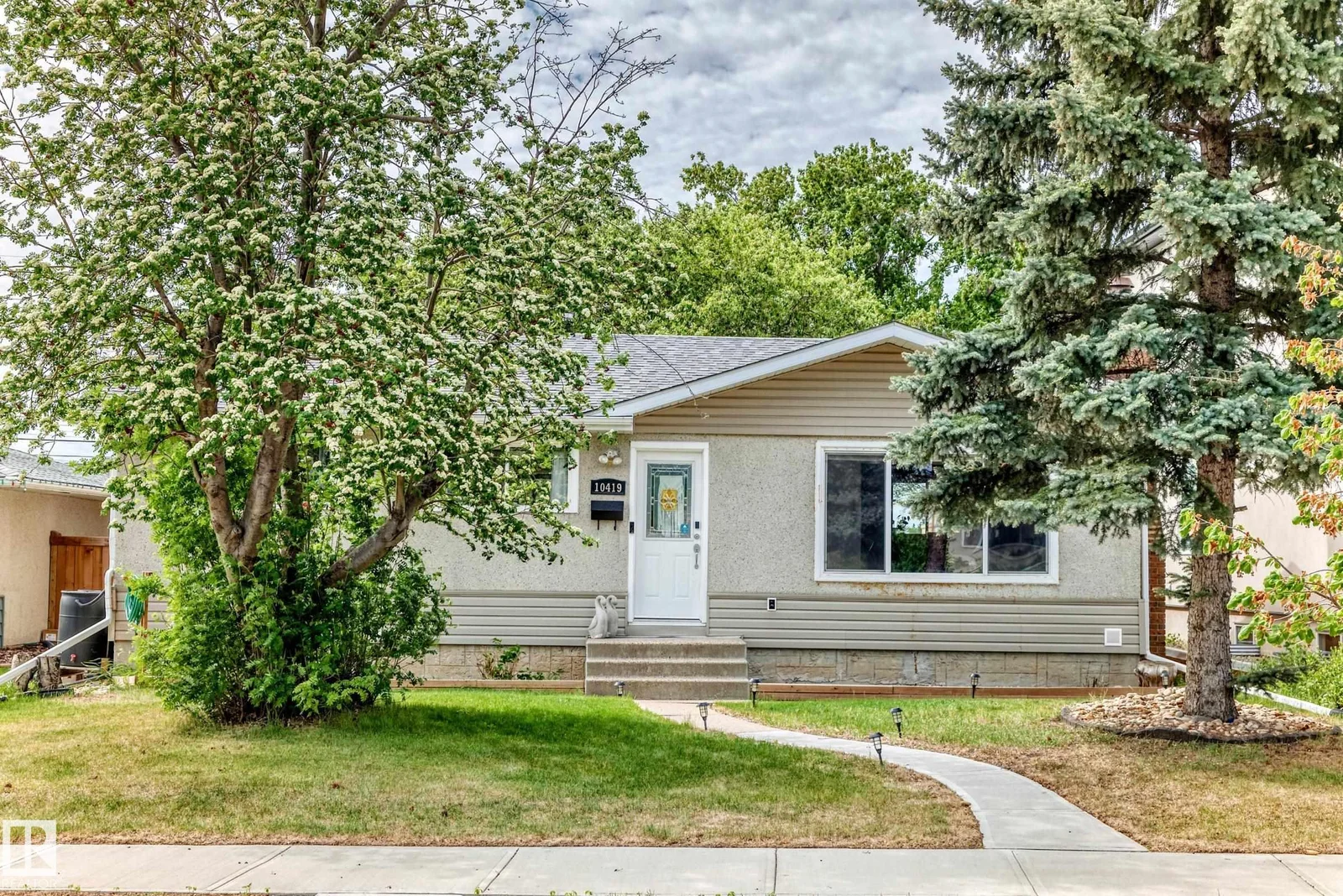 10419 52 AV NW, Edmonton - 4 bedroom Detached Single Family for sale
