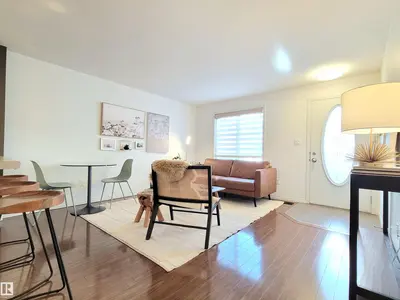 Interior photo 3 of #26 1623 Towne Centre BV NW
