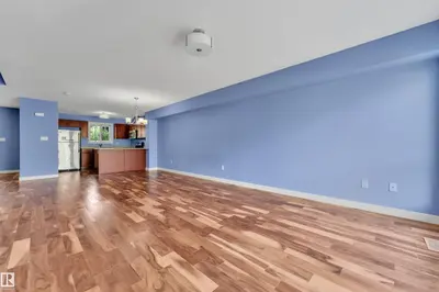 Interior photo 2 of 432 WATT BV SW