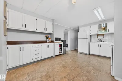 Interior photo 2 of 5007 51 AV