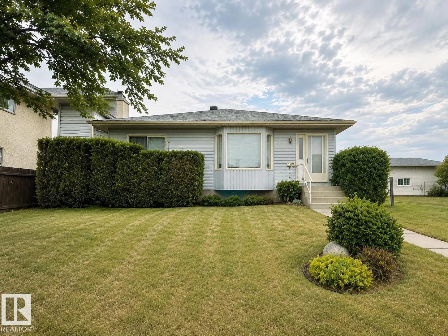 4005 55 AV, Whitecourt - 3 bedroom Detached Single Family for sale