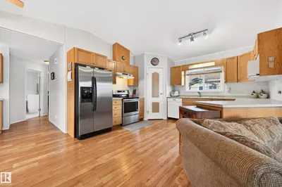 Interior photo 3 of 1727 Jubilee LO