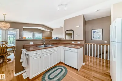 Interior photo 3 of 40 HERITAGE CR