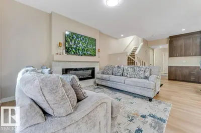 Interior photo 3 of 1459 Cherniak WY SW