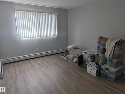Interior photo 3 of #1,2,3,4 10623 68 AV NW