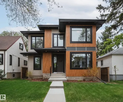 10823 67 AV NW, Edmonton - $989,000