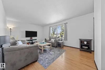 Interior photo 4 of 4819 51 ST