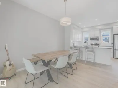 Interior photo 4 of 516 35 ST SW
