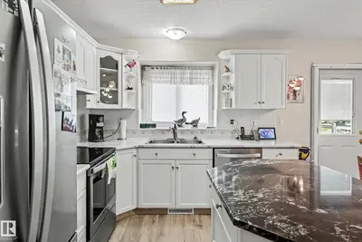 Interior photo 2 of #206 7000 Northview DR