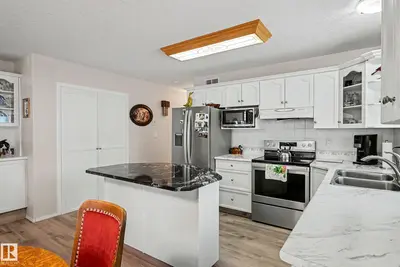 Interior photo 3 of #206 7000 Northview DR