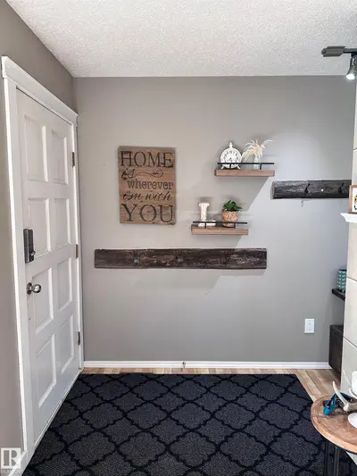 Interior photo 1 of 5109 50 ST