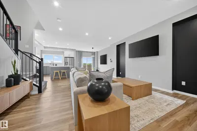 Interior photo 4 of 3337 KULAY WY SW