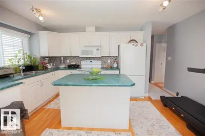 Interior photo 3 of 17208 106 ST NW