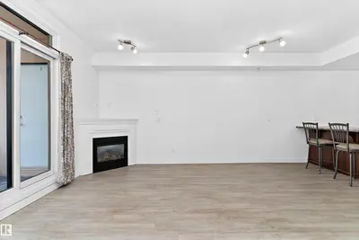 Interior photo 4 of #902 9939 109 ST NW