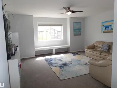 Interior photo 3 of 17348 8 AV SW
