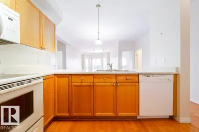 Interior photo 2 of 