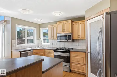 Interior photo 2 of 442 Hunters GR NW