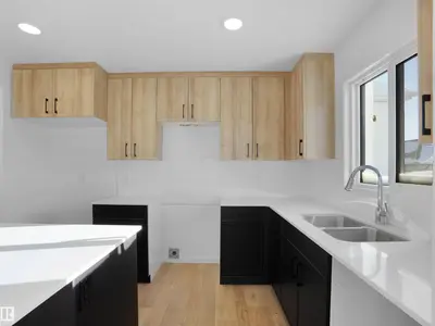 Interior photo 2 of 1299 KESWICK DR SW