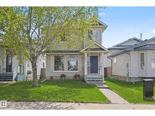 2123 36 AV NW, Edmonton - $399,900