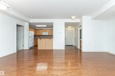 Interior photo 2 of 