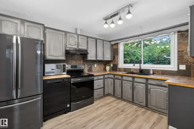 Interior photo 2 of 302 FIR ST