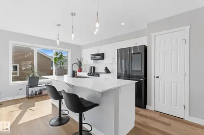 Interior photo 4 of 17355 6 ST NE
