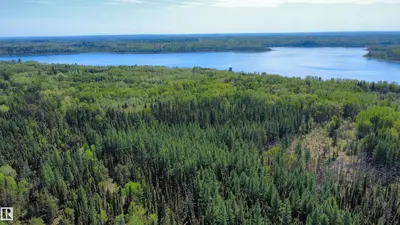 Interior photo 2 of Hope Lake NW-33-65-18-W4