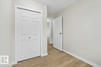 Interior photo 2 of 1815 42 ST NW