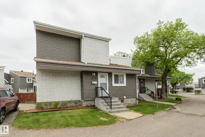 Interior photo 1 of 5626 19A AV NW