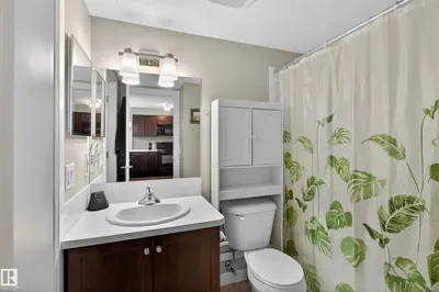 Interior photo 2 of #207 3719 WHITELAW LN NW