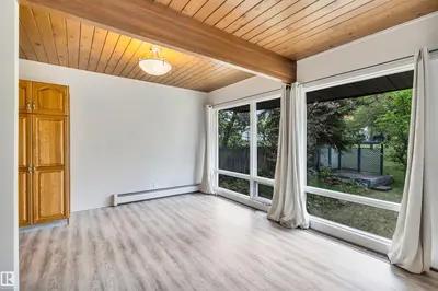 Interior photo 3 of 26 SABLE CR