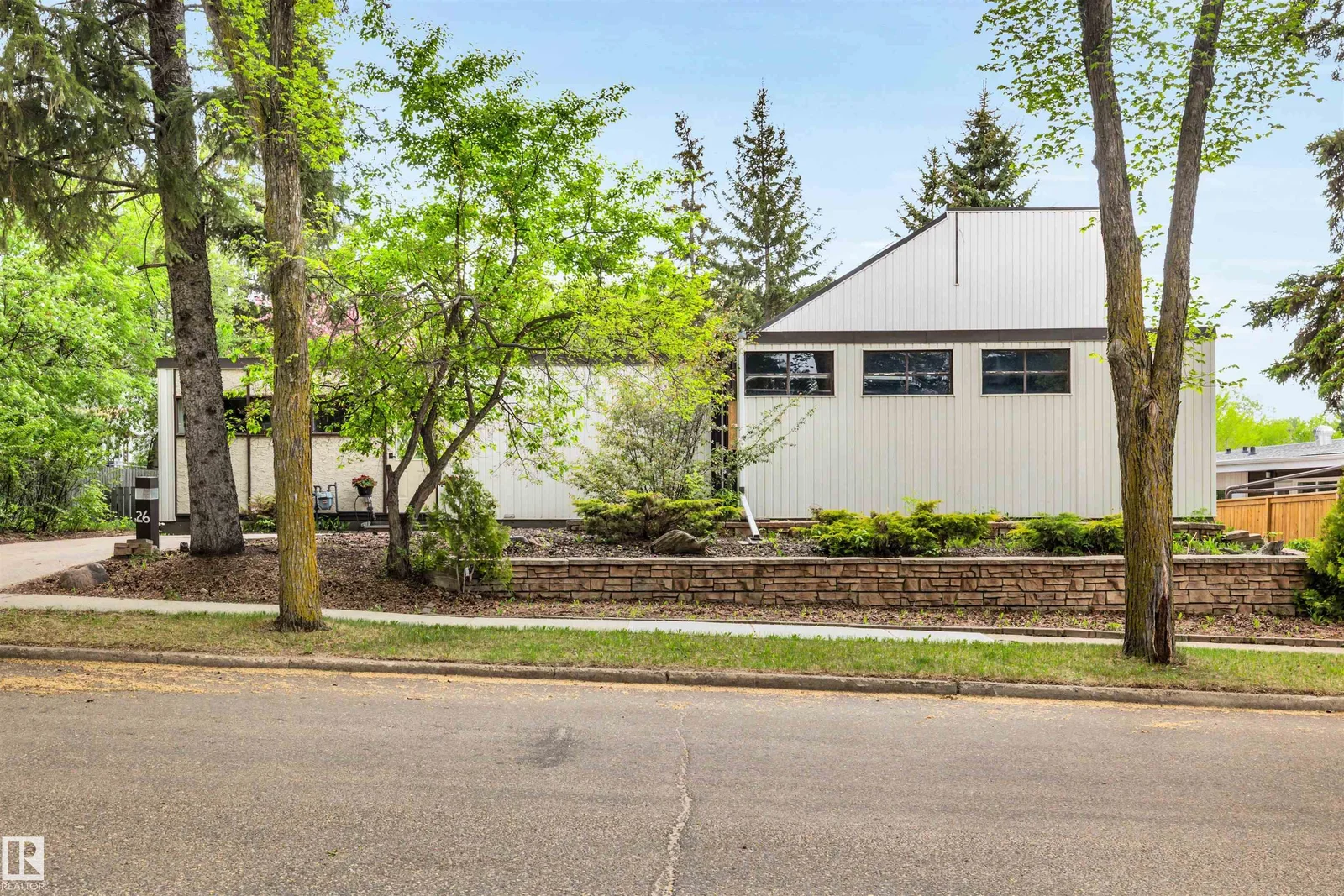 26 SABLE CR, St. Albert - 5 bedroom Detached Single Family for sale
