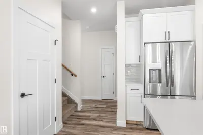 Interior photo 3 of 5121 53A AV