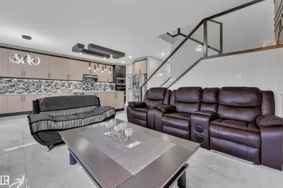 Interior photo 3 of 5936 18 ST NE