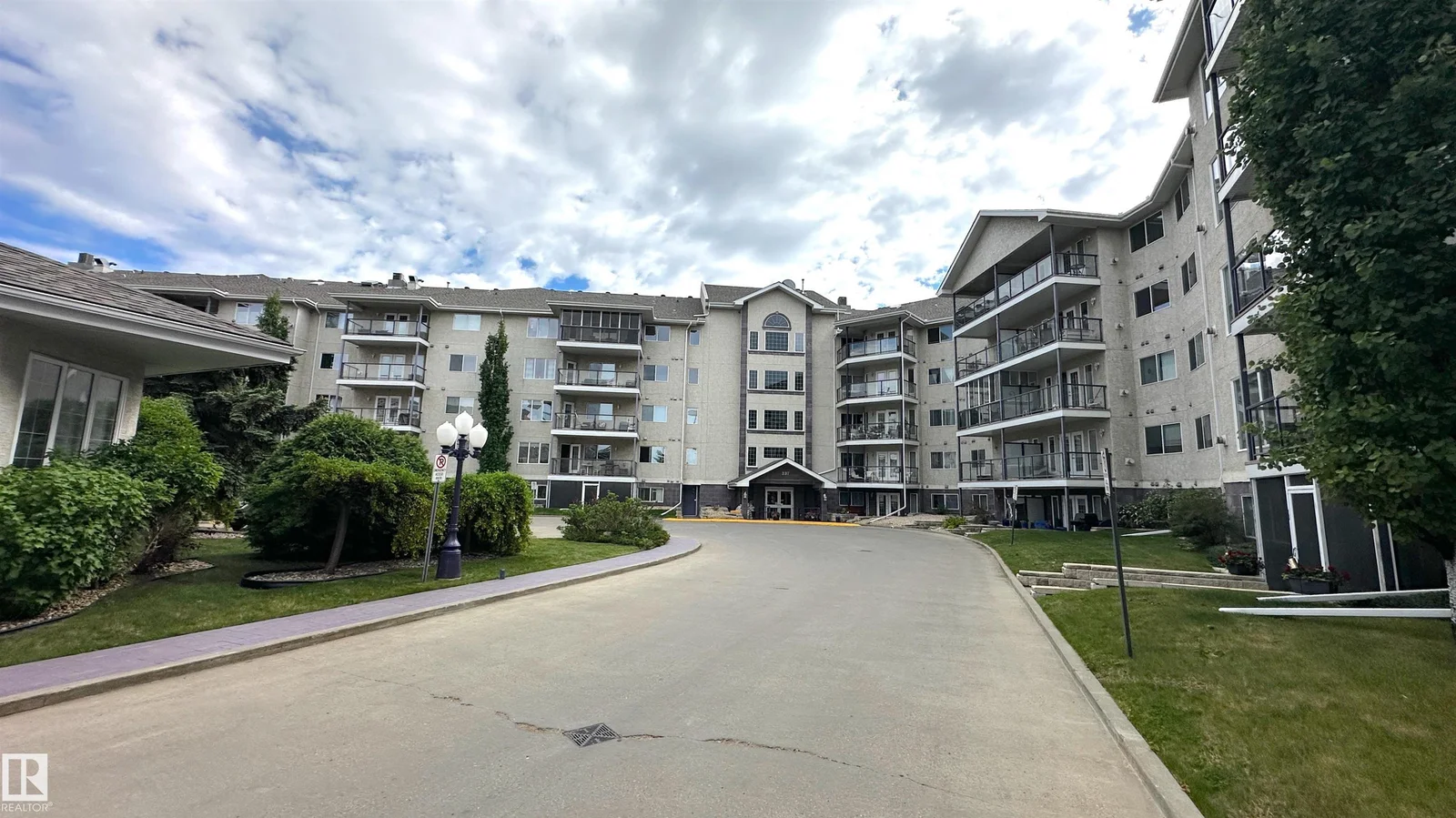 #218 237 YOUVILLE DR E NW, Edmonton - 2 bedroom Apartment for sale